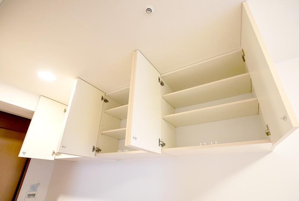吊り戸棚