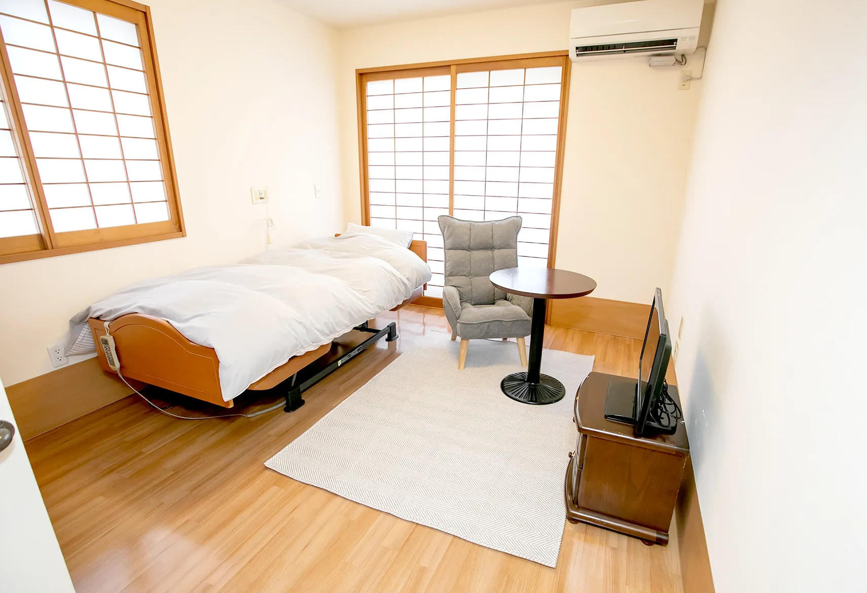 メインスライド3